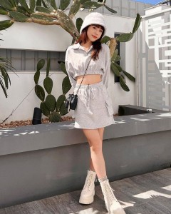 OEM turn-down collar crop top elastic waist mini dress simple set