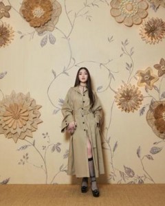 Custom button loose belt waist elegant casual khaki coat X