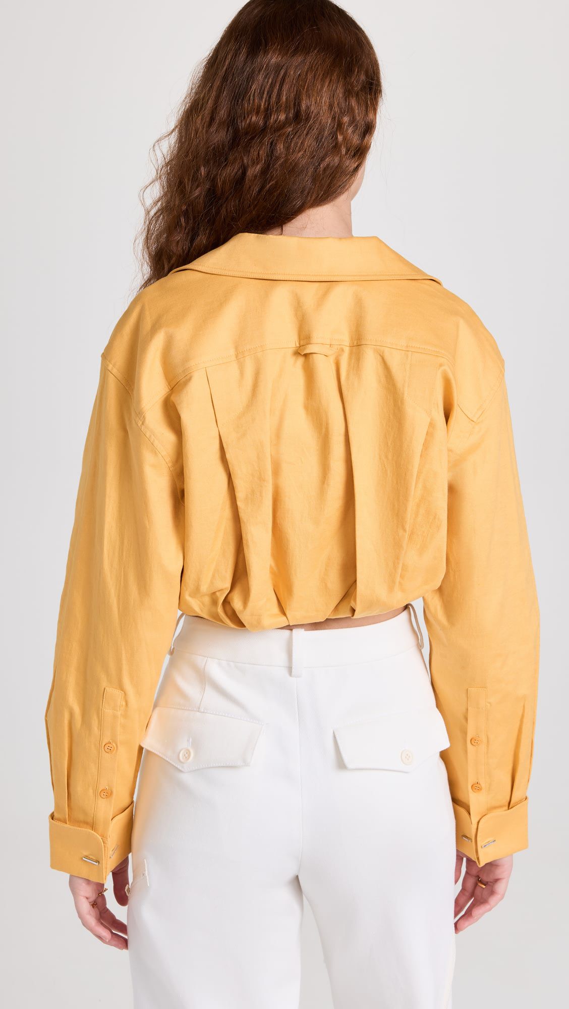 ODM Slim-fit hottie style short jacket