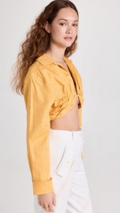 ODM Slim-fit hottie style short jacket