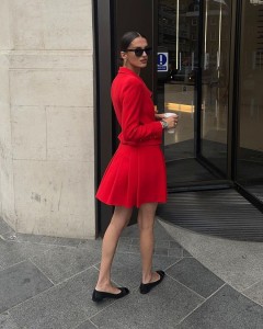 OEM office clothing long sleeve top pleated mini skirt sets