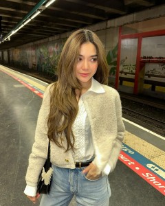Factory made crew neck button pockets crop popular casual coat