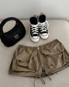 Custom strapless drawstring pocket zipper crop top