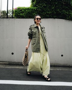 ODM fold belt pleats solid color bubble sleeve dress