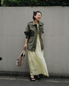 ODM fold belt pleats solid color bubble sleeve dress