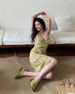 OEM floral bodycon spaghetti strap romantic midi dress
