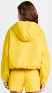 ODM Fashion temperament Sport with hat zipper coat shorts two-piece suit
