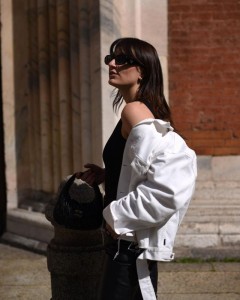 Women custom white denim button casual stylish coat