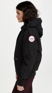 Winter Down Coat Manufacturer Warm Pocket Hooded Jacket