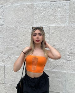 Hollowed out solid color strapless sexy top