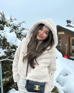 Summer fluffy elegant white hooded coat