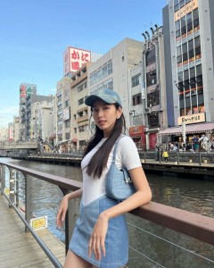 Knitted white short sleeve stitching denim skirt dress