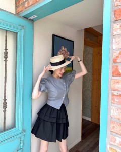 Chinese Manufacturer Puff Sleeve Top 2 Piece Pleated Skirt Sets