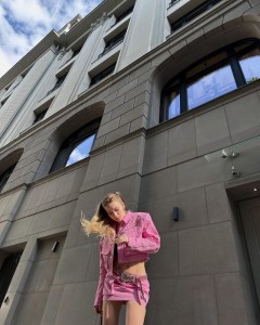 Irregular large pocket zipper design pink denim coat mini skirt suit