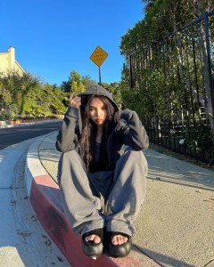 Lady custom solid color casual hooded cropped coat