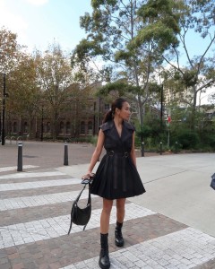 Factory Custom V-neck Sleeveless Pleated Dress