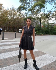 Factory Custom V-neck Sleeveless Pleated Dress
