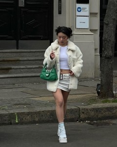 Women custom turn-down collar button loose oversize casual white coat